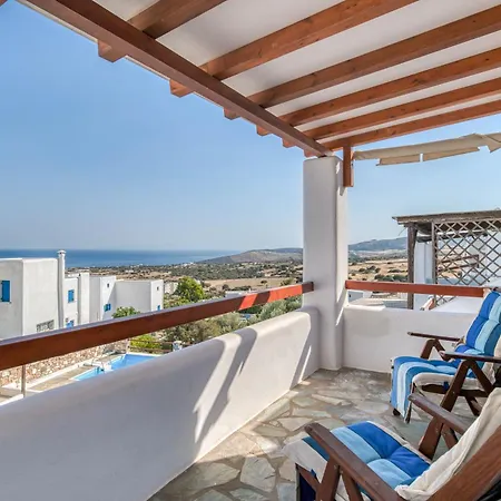 Cosy Traditional With Shared Pool In Διαμέρισμα