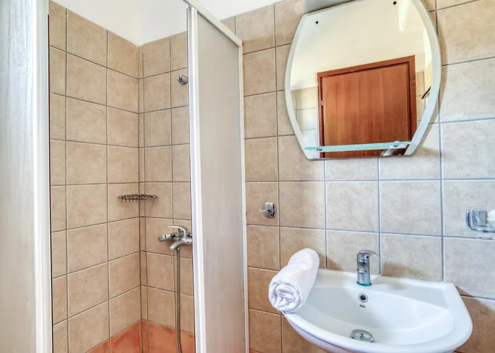 Apartamento Cosy Traditional With Shared Pool In *